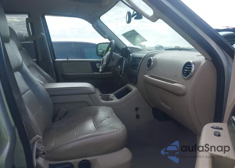 2004 Ford Expedition Nbx/Xlt z USA, uszkodzony, nr VIN 1FMPU16LX4LA30147